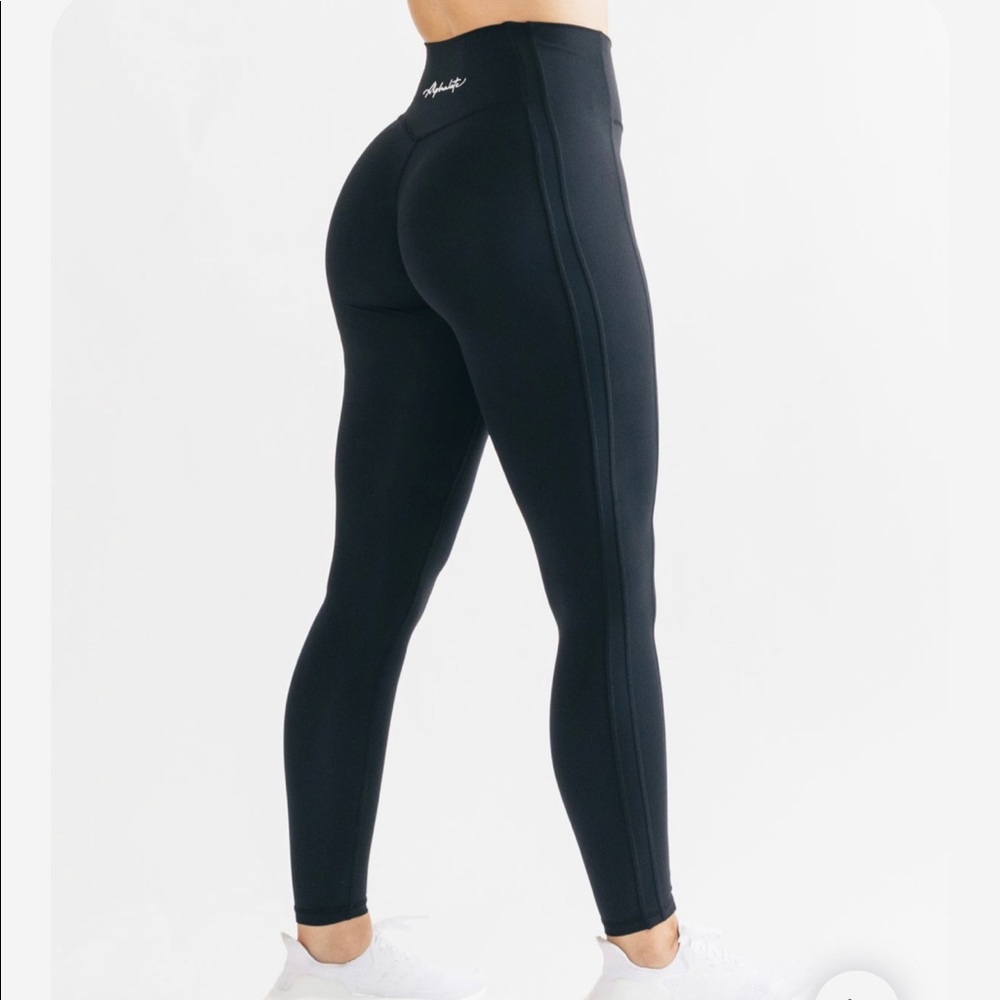Alphalete, Pulse Kinetic Legging. Size M